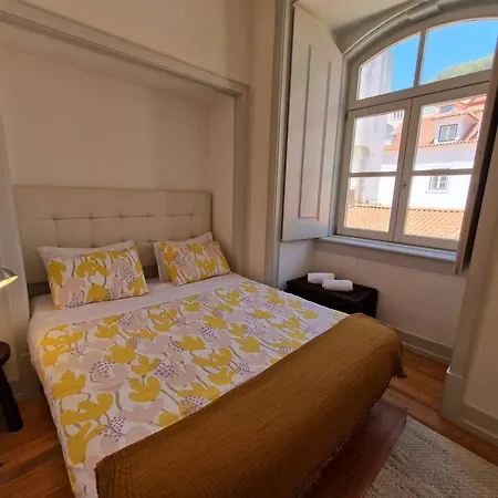 001 Bacalhoeiros Riverside Apartman
