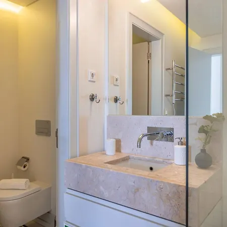 001 Bacalhoeiros Riverside